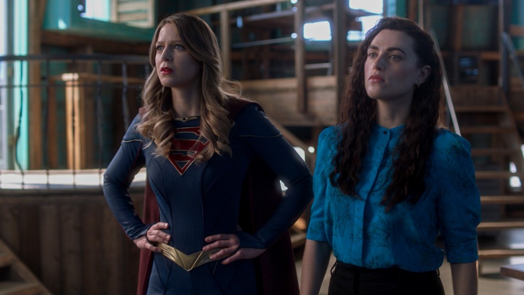 Supergirl (Melissa Benoist) et Lena Luthor (Katie McGrath)