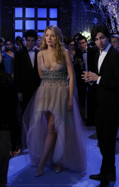 Aaron et Serena vont sur la piste de danse